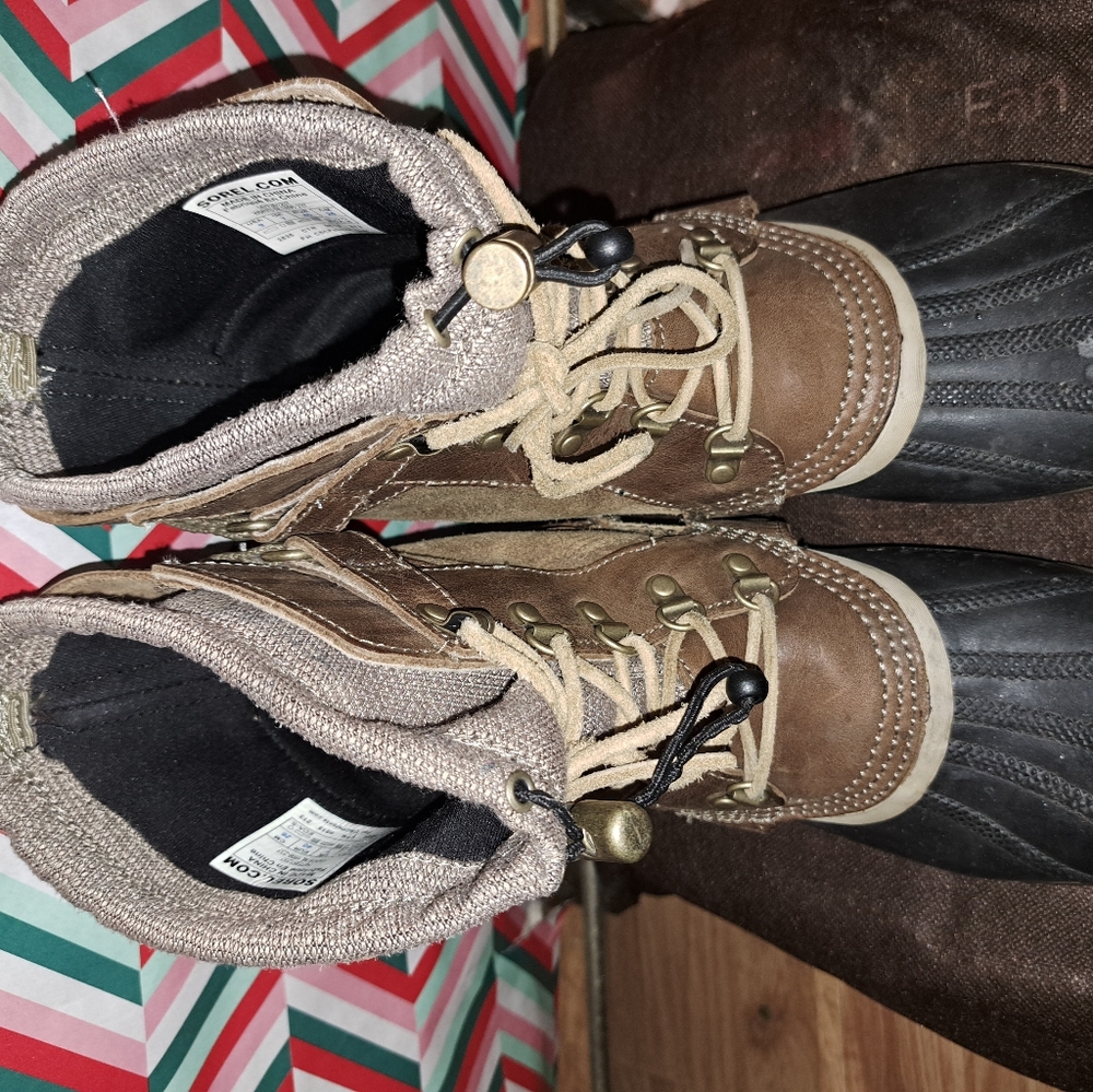 Sorel Brown Winter Boots